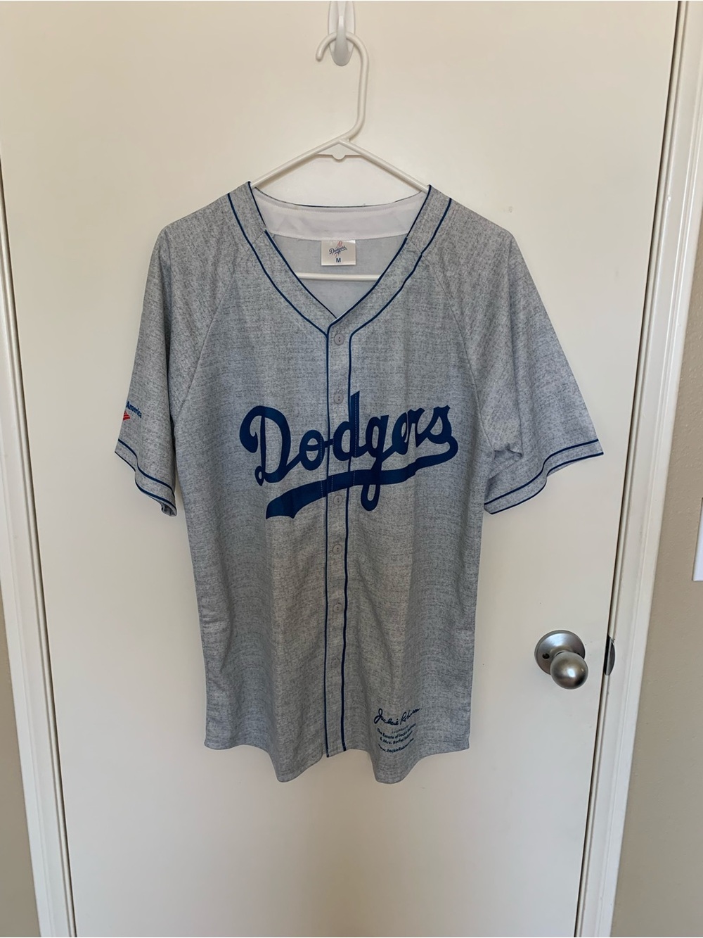 Jackie Robinson Dodgers 42 BOA Gray Jersey Men Size Medium. Good Condition.